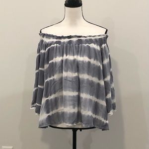 Sucrefas Off Shoulder Top